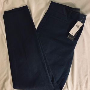 NWT Banana Republic Sloan Curvy Fit - Navy